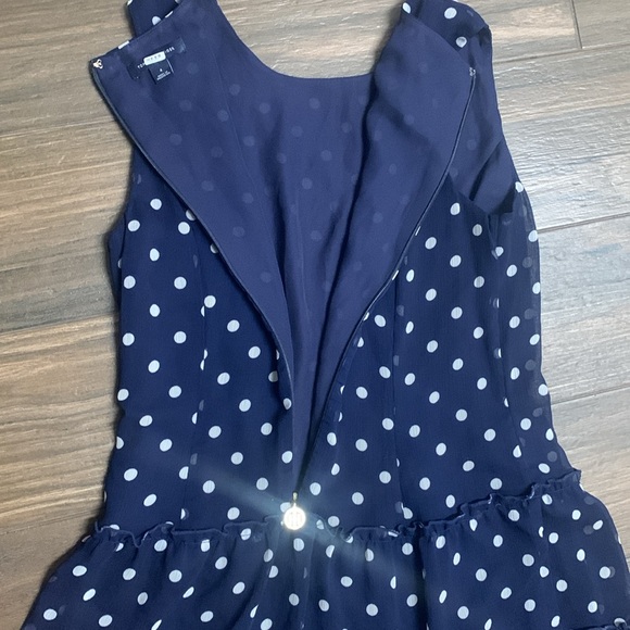 Tommy Hilfiger Dress sz 4 Navy with Polka Dots - Picture 7 of 9